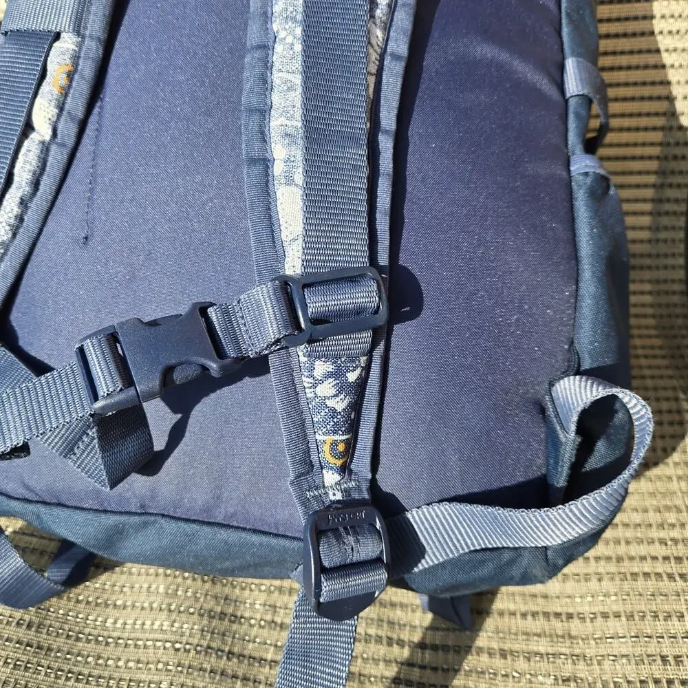 Jansport‎ Hatchet backpack Floral Navy Blue